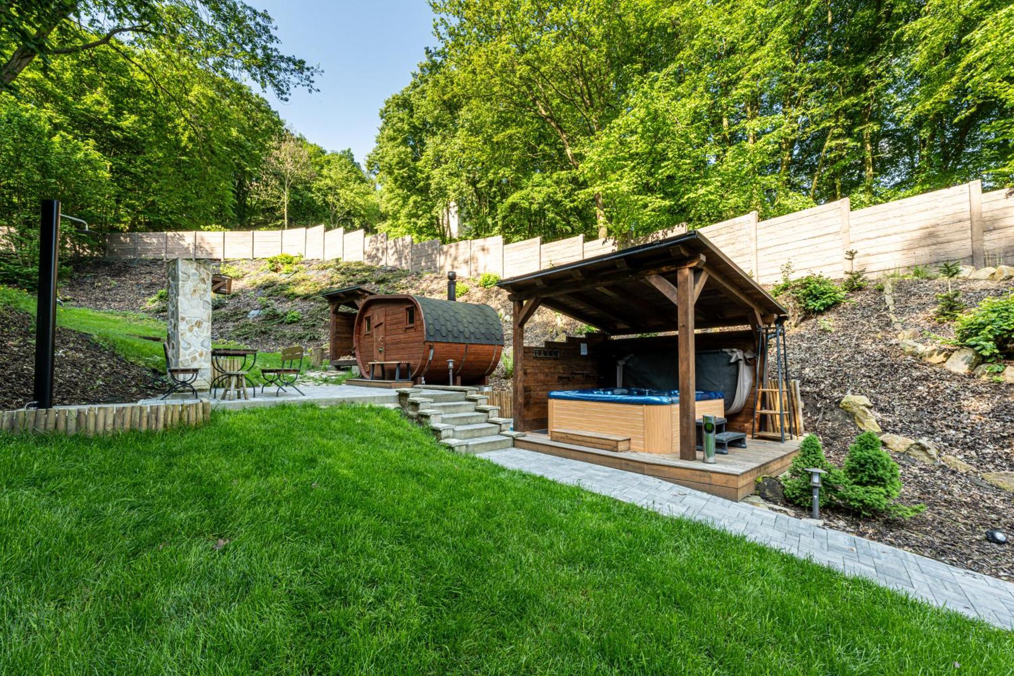 Villa Montemira Ústí nad Labem Esterno foto